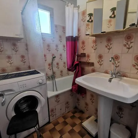 Accueillant, Quartier Mole - 5 Pers. - Fr-1-880-51 Apartment